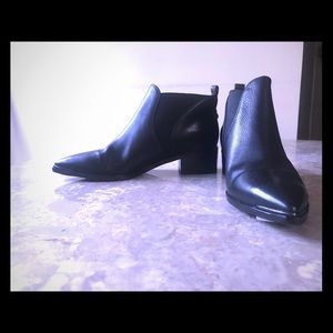 Marc Fisher Yellin  Ankle Booties